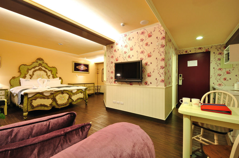 Elizabeth Hotel Тайчжун Екстер'єр фото